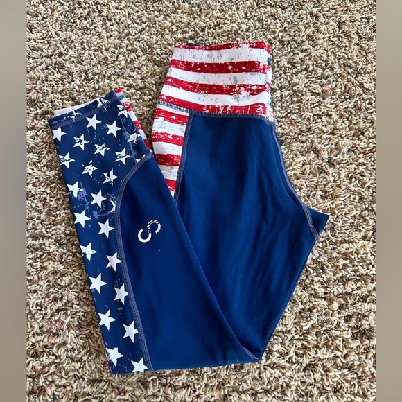 Curves and Combatboots athletic capris - Picture 3 of 3